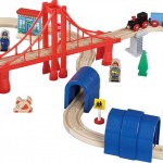 Set trenulet Pod si Tunel Rail Road 60 piese Bridge & Tunel din lemn cu circuit suspendat MAXIM